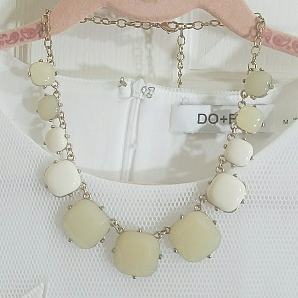 boutique Jewelry - Prestine Faux Peridot Necklace
